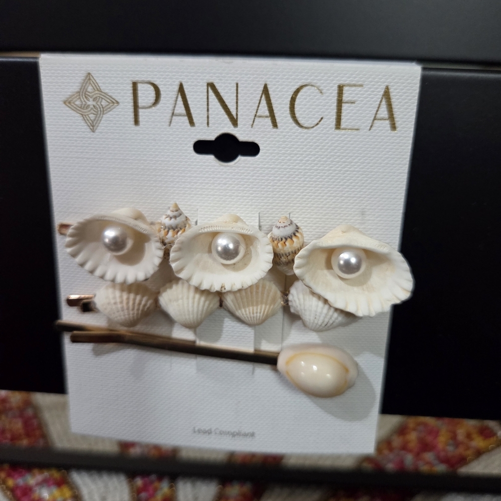 Panacea Cache Shell and Pearl Hair Clip Set - Cream and White